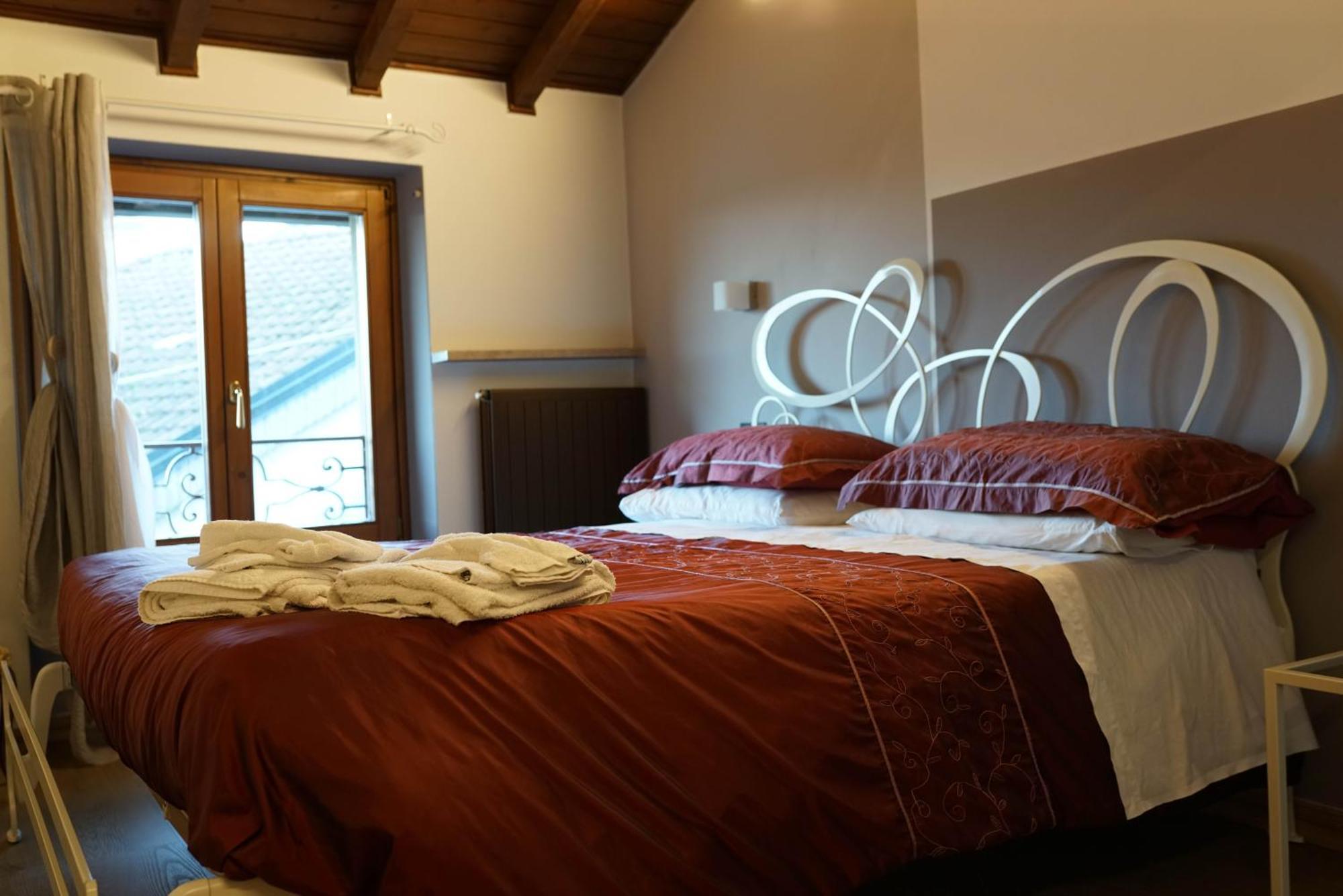 Portola La Vecchia Dimora Villa Roncola Luaran gambar