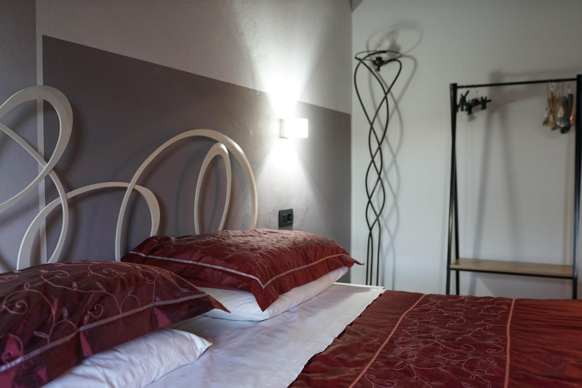 Portola La Vecchia Dimora Villa Roncola Luaran gambar