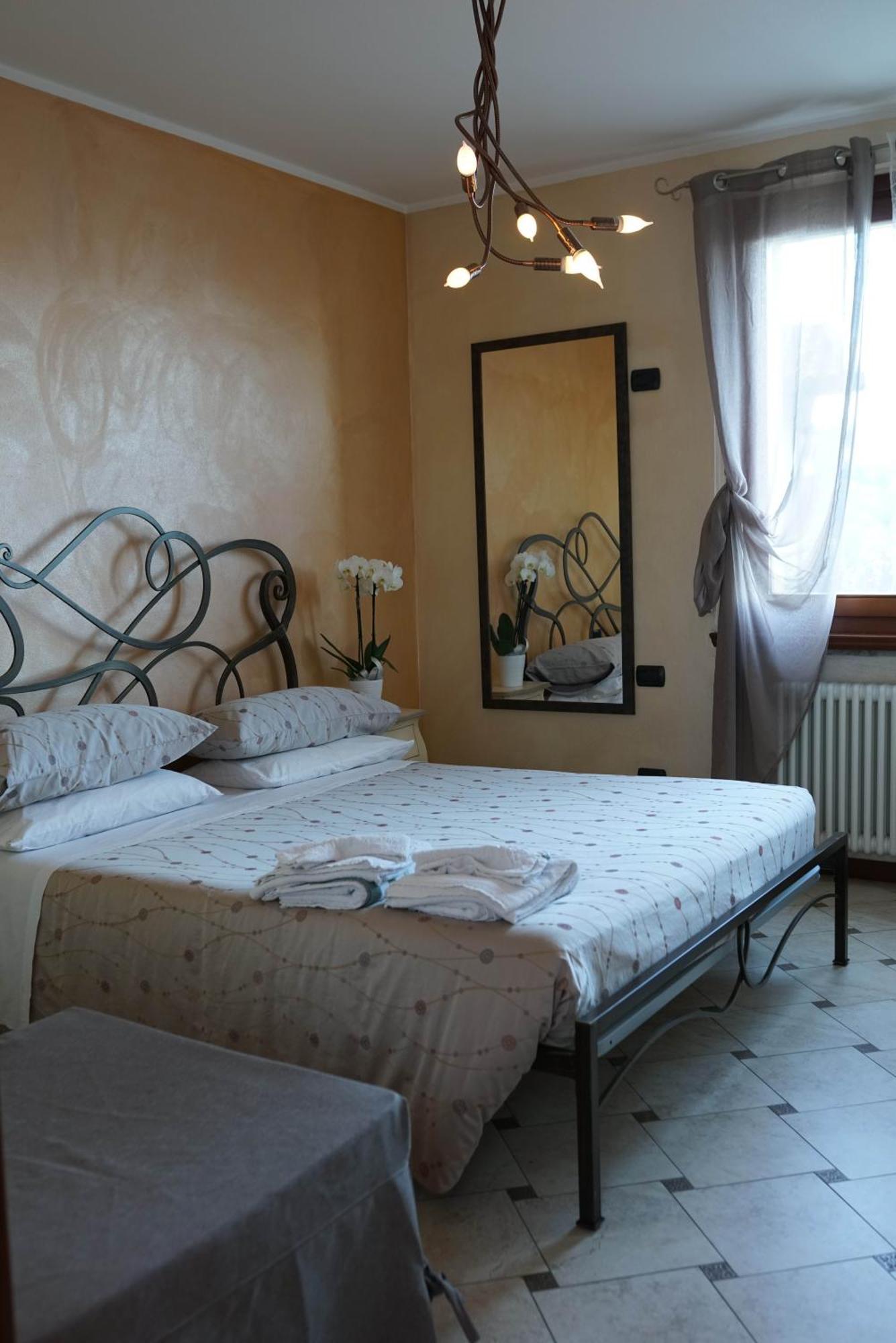 Portola La Vecchia Dimora Villa Roncola Luaran gambar