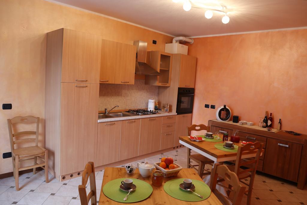 Portola La Vecchia Dimora Villa Roncola Bilik gambar