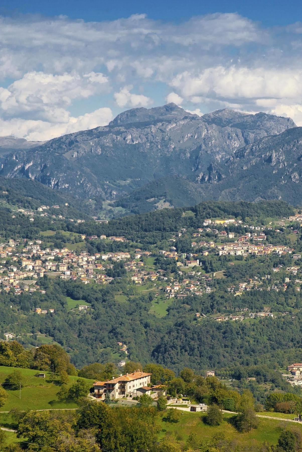 Portola La Vecchia Dimora Villa Roncola Luaran gambar