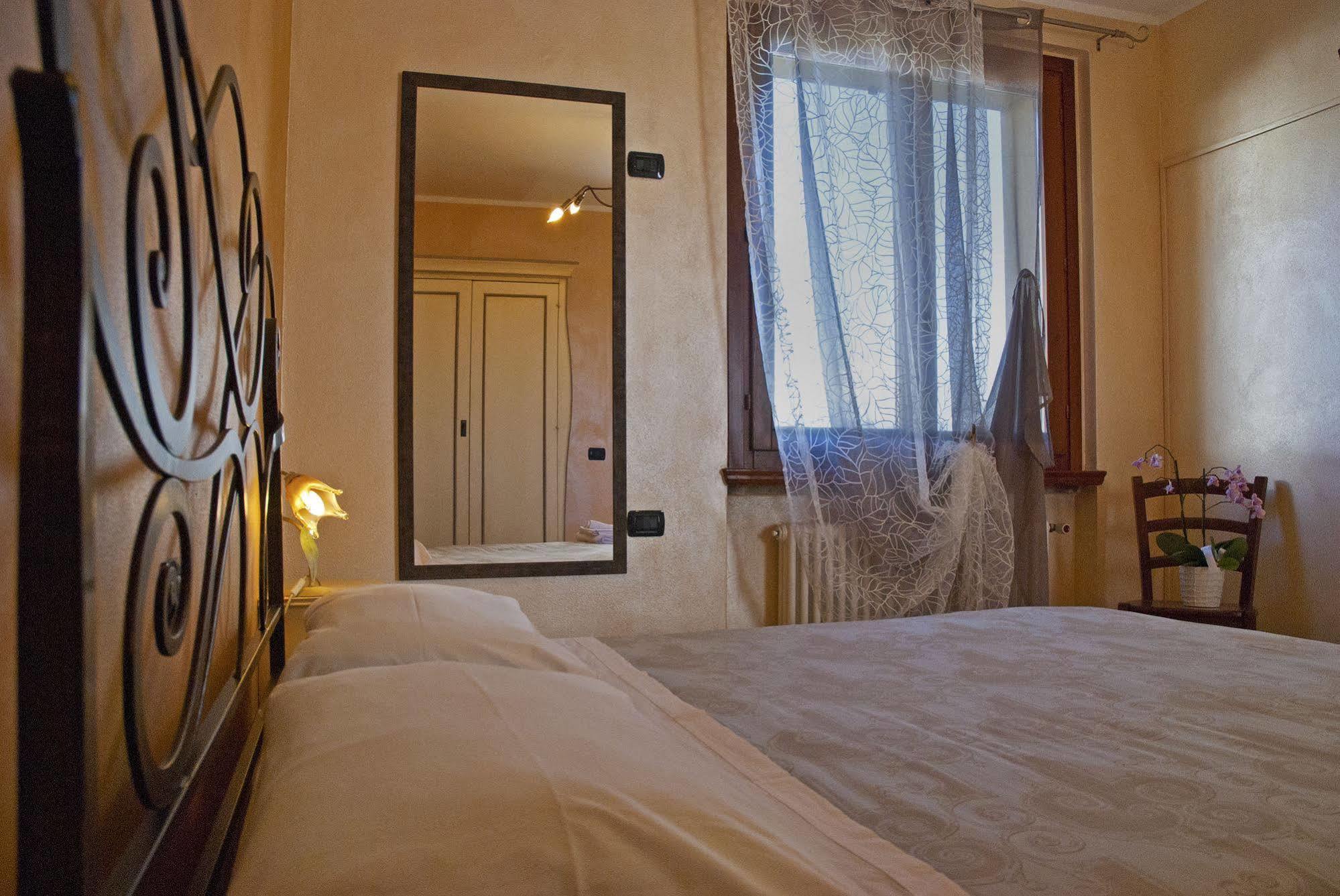 Portola La Vecchia Dimora Villa Roncola Luaran gambar